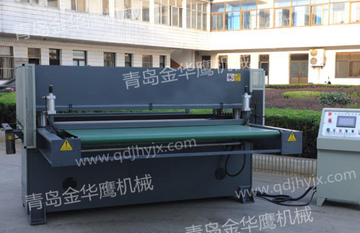 Máy cắt dập băng chuyền tự động